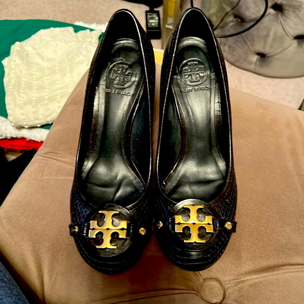 Torey Bruch low heels